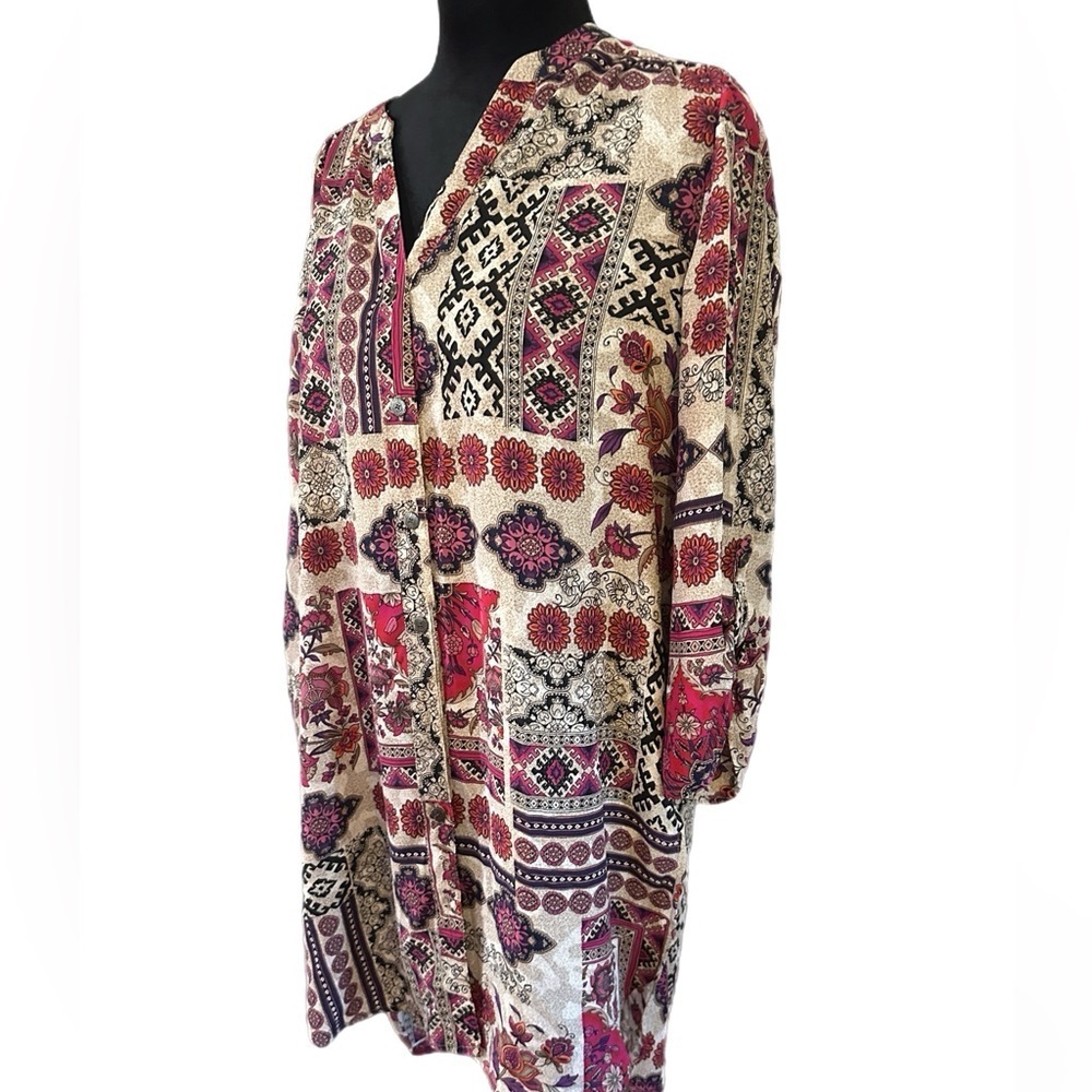 Sara Michelle Multicolor Floral Tonic. Size medium